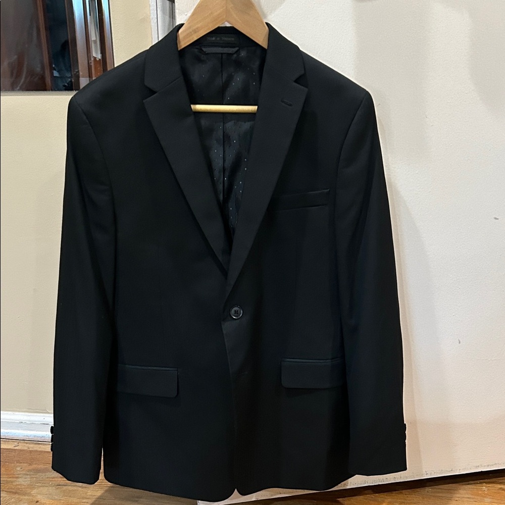 Elegant Black Men's Blazer